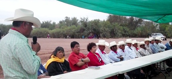 speaker-at-gathering